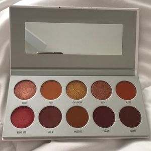 Morphe Jaclyn Hill Ring the Alarm Palette
